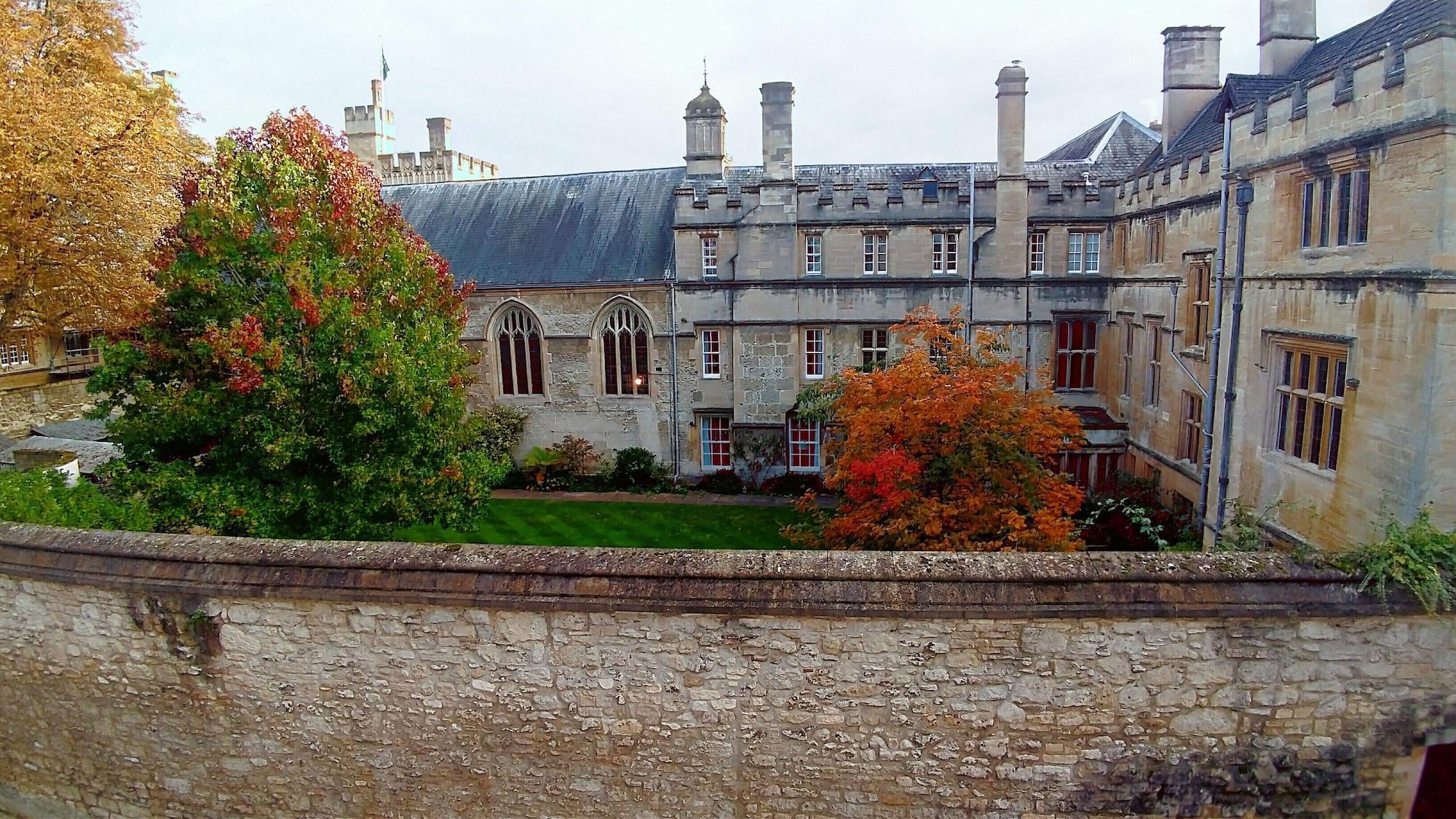 Tower House Guest House Oxford Exterior photo